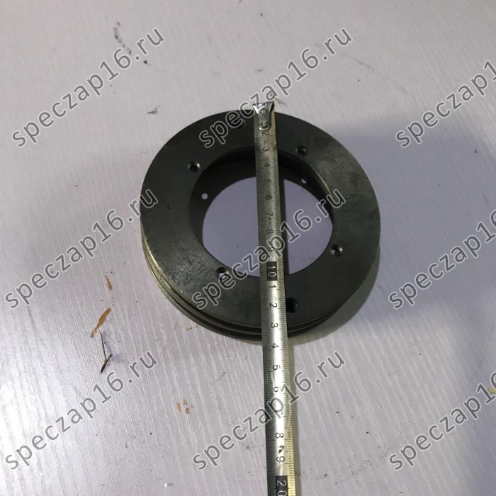Стакан уплотнений кпп XG932-955