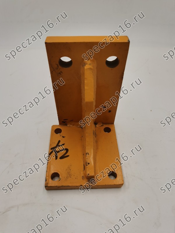 Кронштейн задний правый YC6108G XCMG