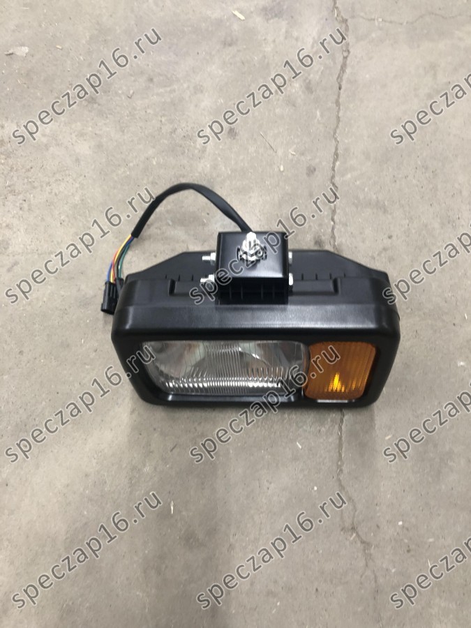 Фара передняя правая XG931-955H