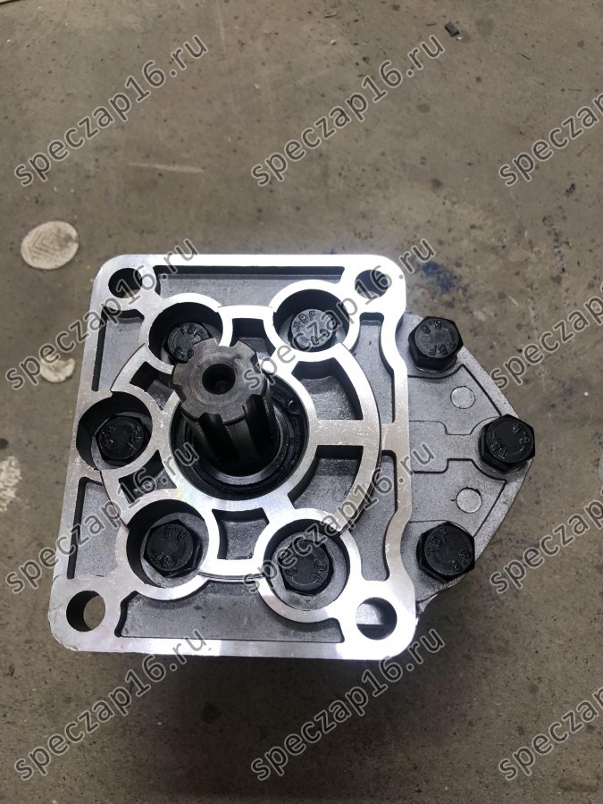 Насос кпп E32 ZL30G