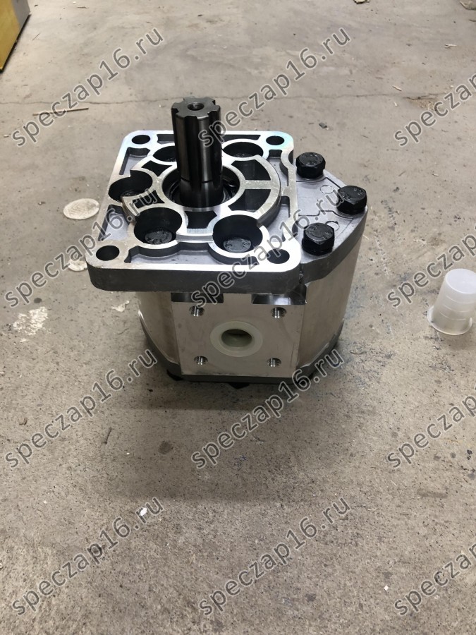 Насос кпп E32 ZL30G