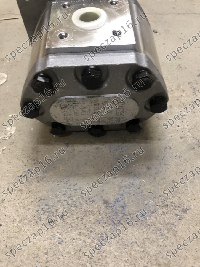 Насос кпп E32 ZL30G
